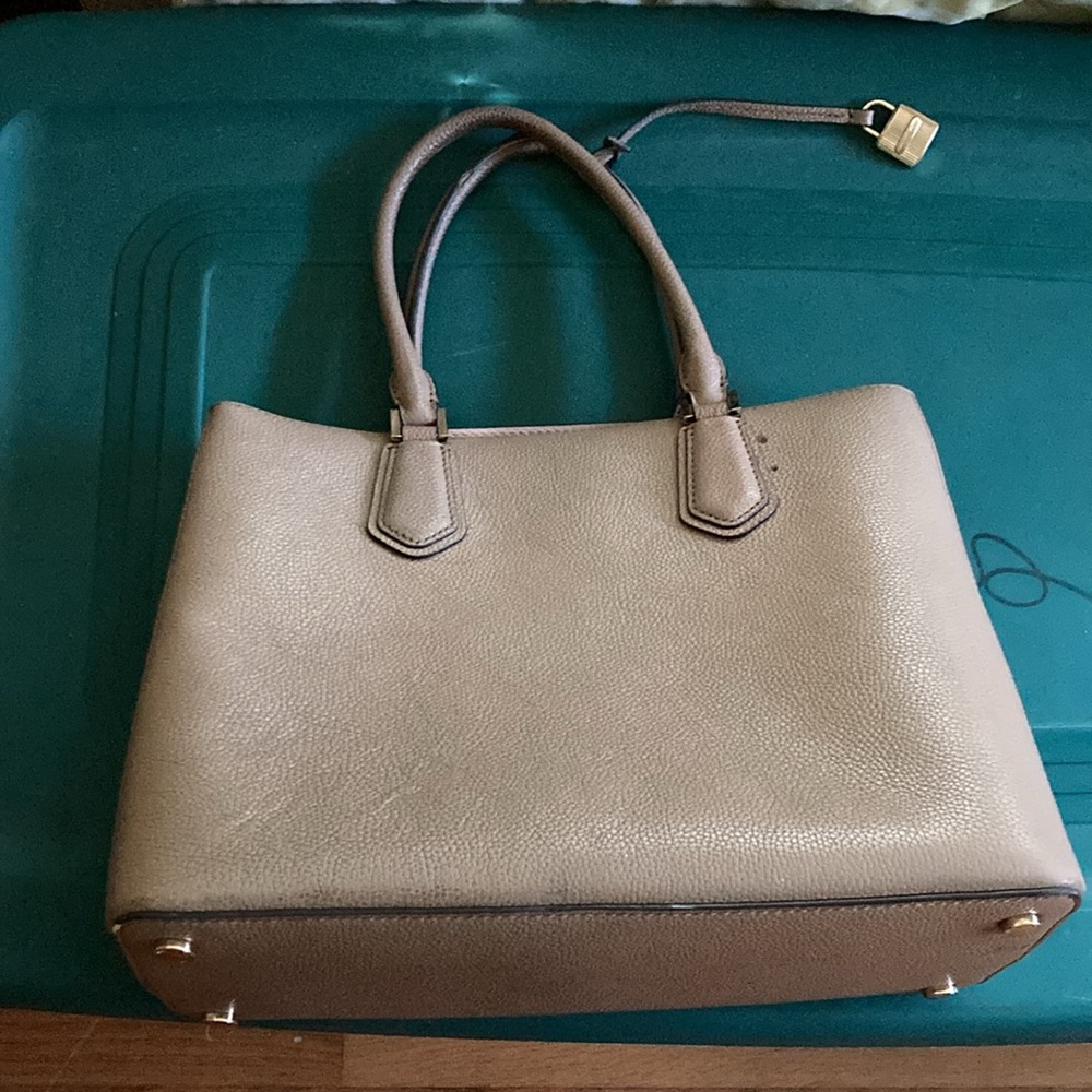 Michael Kors Purse - Picture 6 of 13